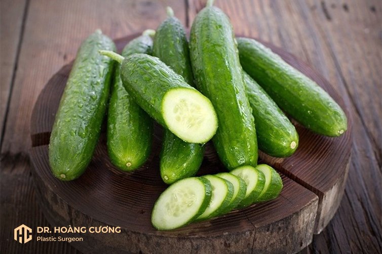 Bí kíp giảm cân bằng dưa chuột cho bạn gái Bí kíp giảm cân bằng dưa chuột cho bạn gái